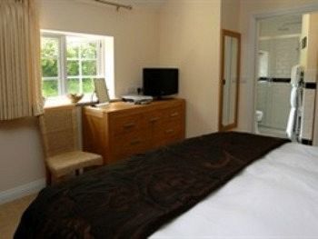 The Turtley Corn Mill Hotell South Brent Exteriör bild