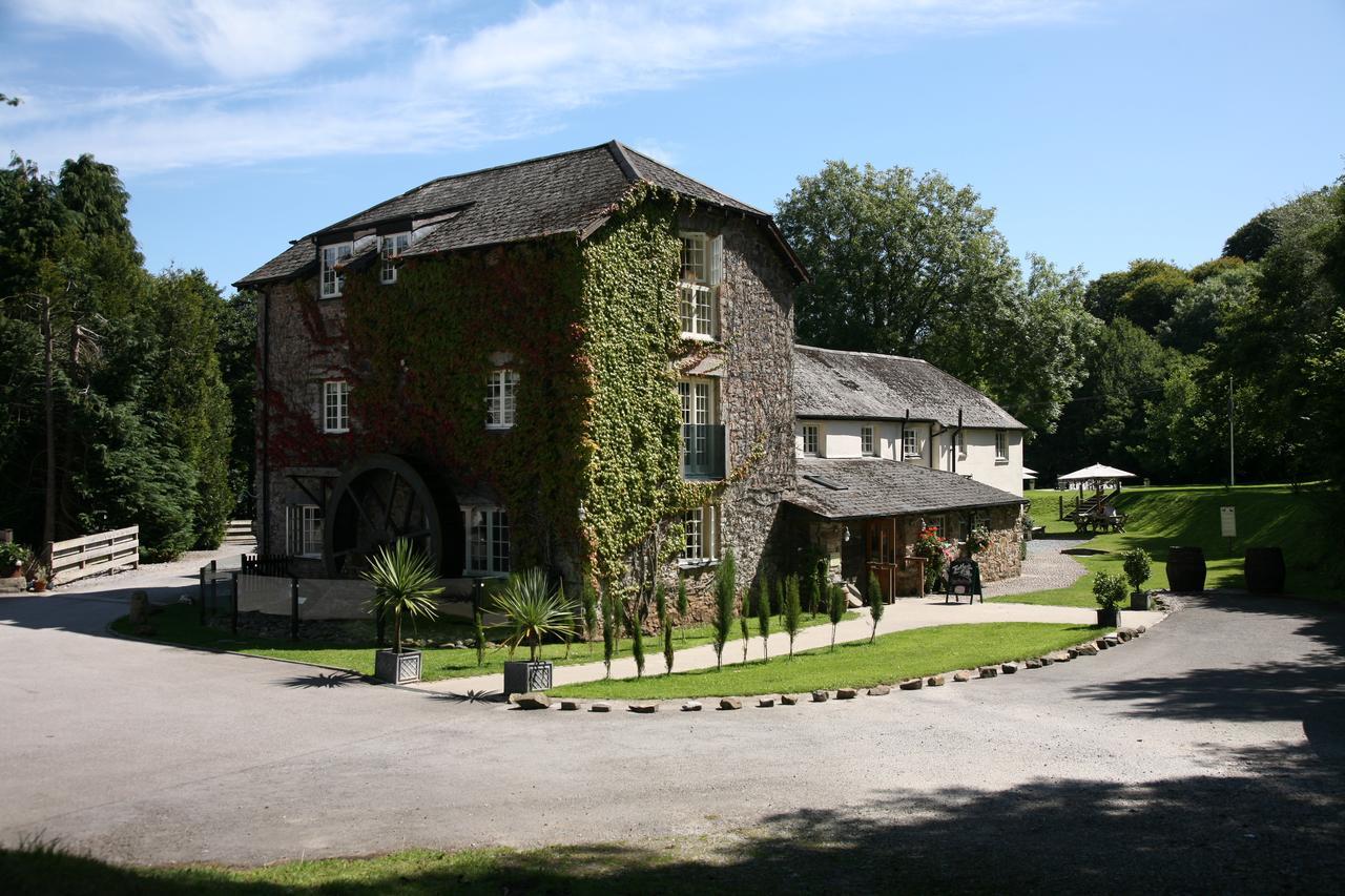 The Turtley Corn Mill Hotell South Brent Exteriör bild